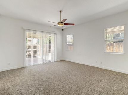 9827 Brinzino Ct, Sacramento, CA 95757 Photo