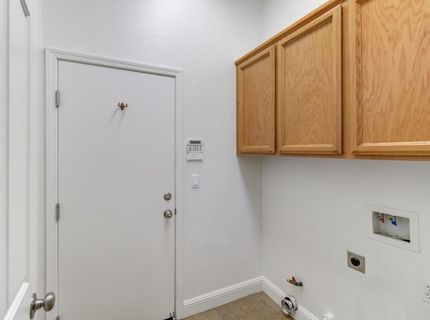 9827 Brinzino Ct, Sacramento, CA 95757 Photo