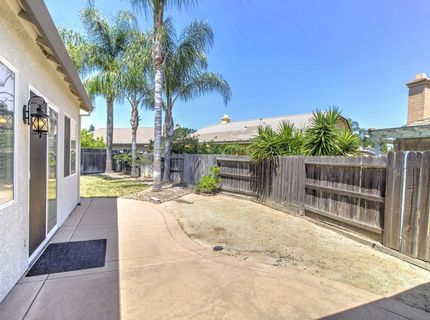9827 Brinzino Ct, Sacramento, CA 95757 Photo