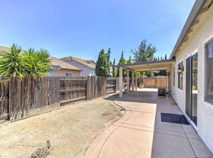9827 Brinzino Ct, Sacramento, CA 95757 Photo