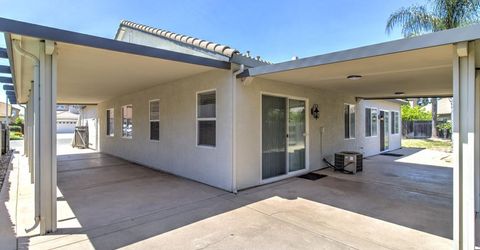 9827 Brinzino Ct, Sacramento, CA 95757 Photo