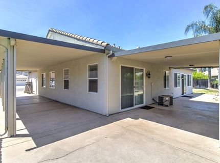 9827 Brinzino Ct, Sacramento, CA 95757 Photo