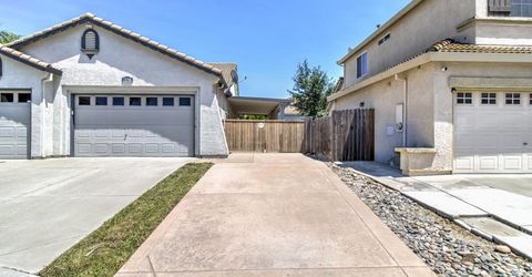 9827 Brinzino Ct, Sacramento, CA 95757 Photo