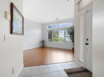 8383 Oakwood Hills Cir, Citrus Heights, CA 95610 Photo