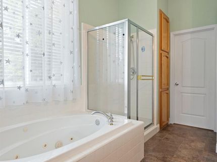 8383 Oakwood Hills Cir, Citrus Heights, CA 95610 Photo