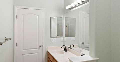 8383 Oakwood Hills Cir, Citrus Heights, CA 95610 Photo