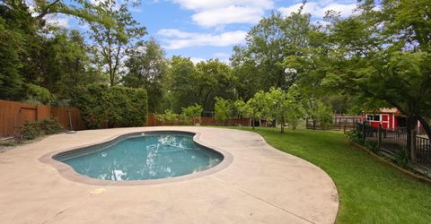 8383 Oakwood Hills Cir, Citrus Heights, CA 95610 Photo
