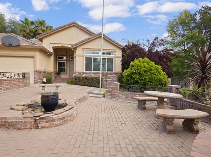 8383 Oakwood Hills Cir, Citrus Heights, CA 95610 Photo