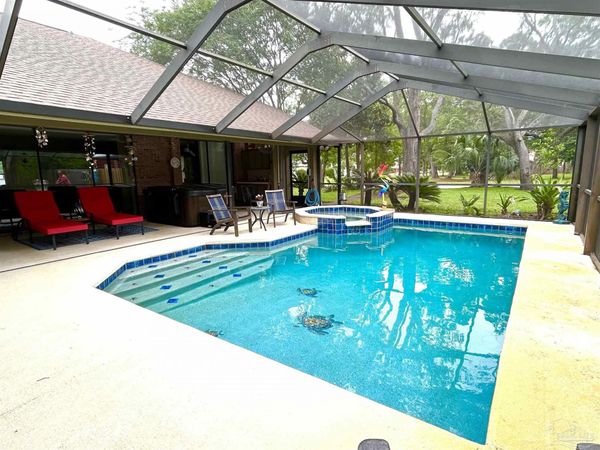 5219 Pale Moon Dr, Pensacola, FL 32507