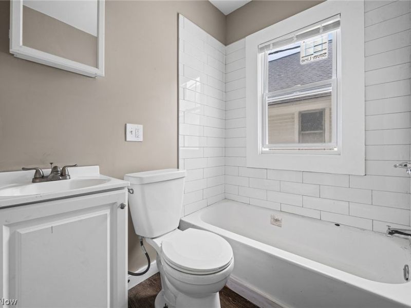 1714 Cliffview Road , Cleveland, OH 44112 Photo 18