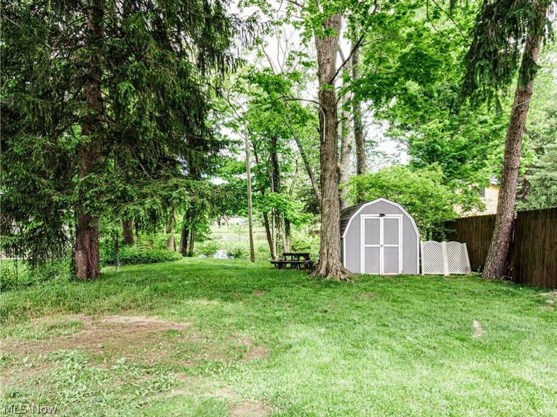 1259 Meadowbrook Boulevard , Stow, OH 44224 Photo 5