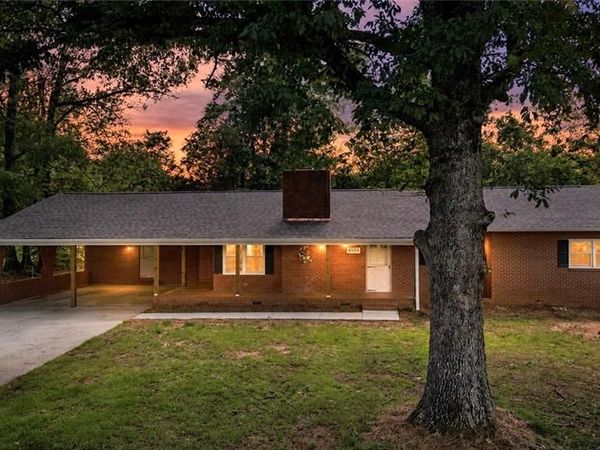 4505 US Highway 21, Hamptonville, NC 27020