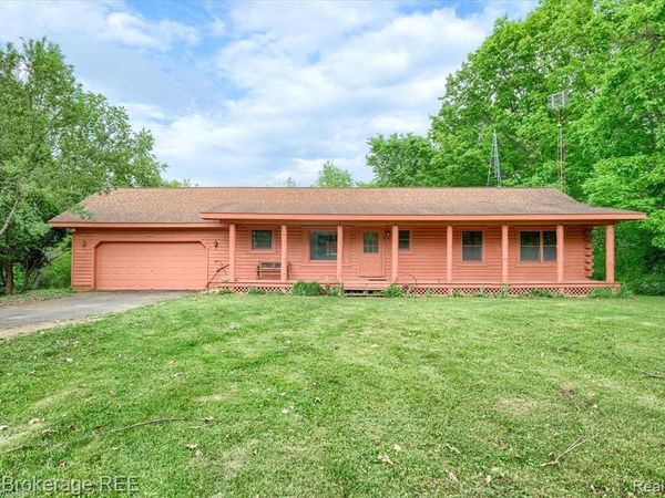 1077 Hadley Road, Elba Twp, MI 48446