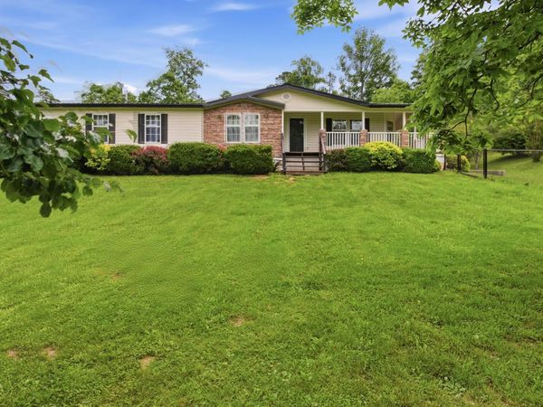 1199 Highway 17 , Summersville, MO 65571