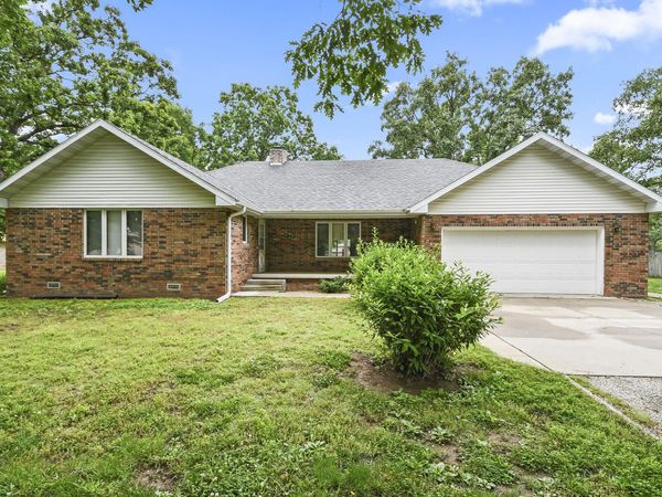 470 Forest Drive , Marshfield, MO 65706