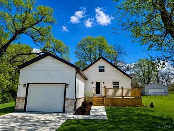 1038 Davis Road, Hamilton, OH 45013