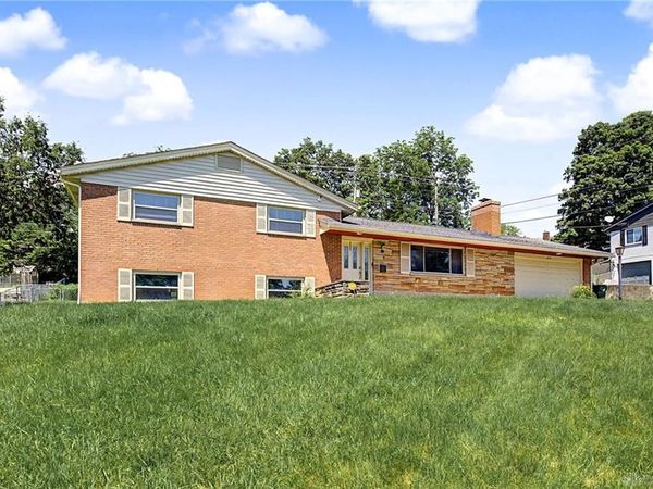 617 Stoneybrook Drive, Kettering, OH 45429