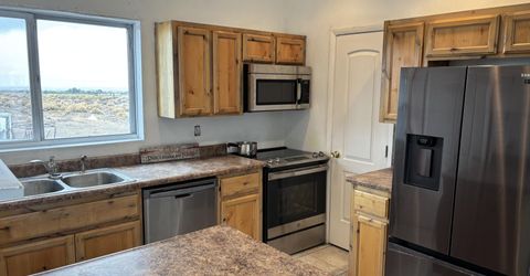 4500 Glenwood Drive, Fernley, NV 89408 Photo