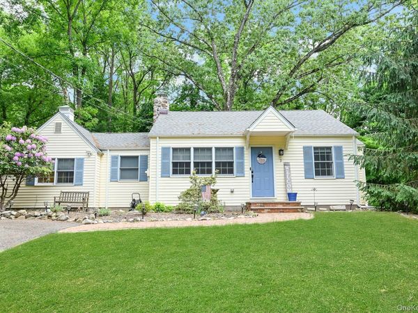 3 Hemion Way , Airmont, NY 10901