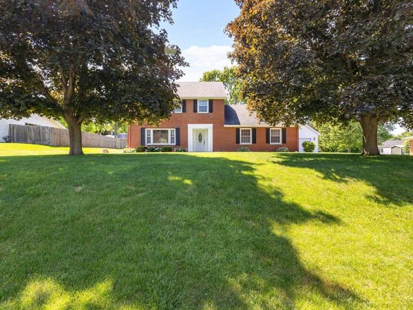 5501 Abshire Drive, South Bend, IN 46614