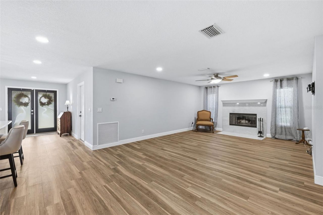 831 Chipaway Drive, Apollo Beach, FL 33572 Photo