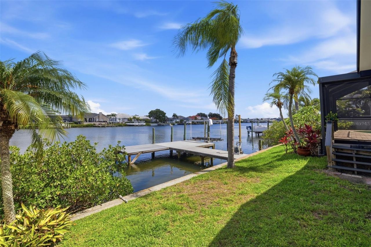 831 Chipaway Drive, Apollo Beach, FL 33572 Photo