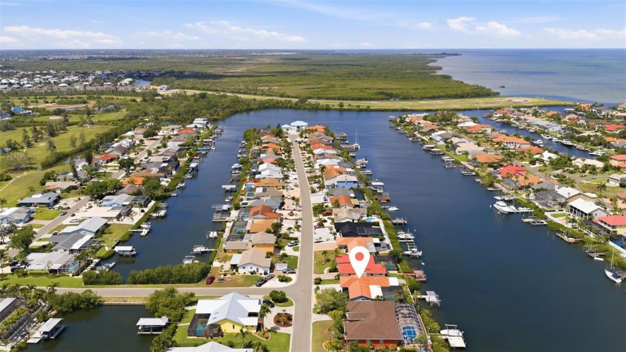 831 Chipaway Drive, Apollo Beach, FL 33572 Photo