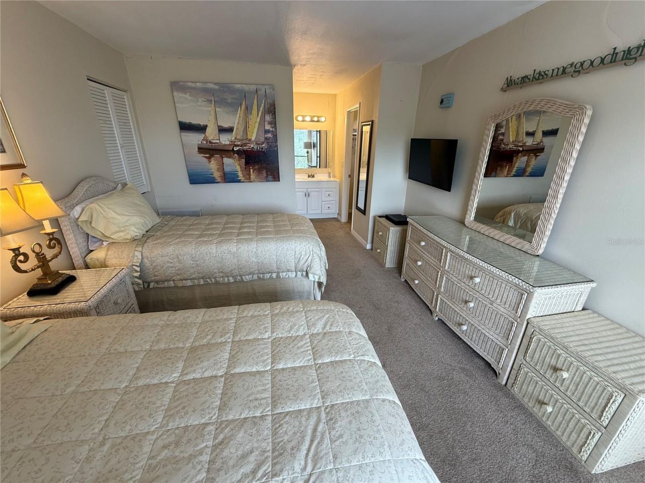 6157 Midnight Pass Road, Unit F22, Sarasota, FL 34242 Photo