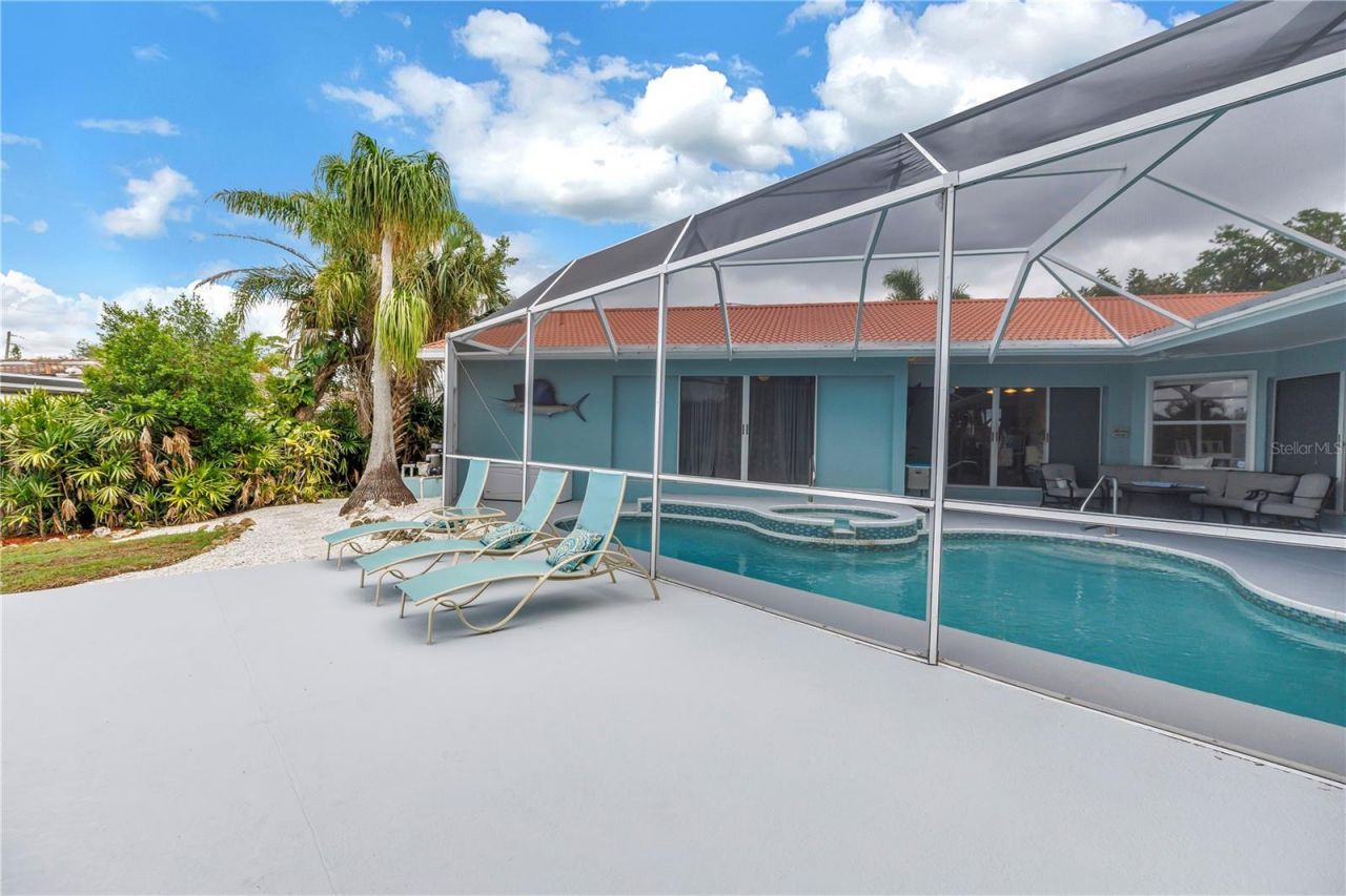 4911 Palmetto Point Drive, Palmetto, FL 34221 Photo