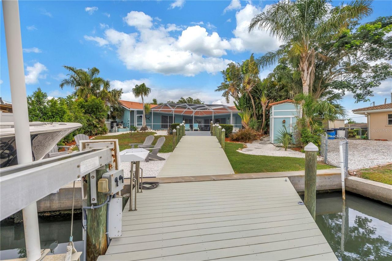 4911 Palmetto Point Drive, Palmetto, FL 34221 Photo