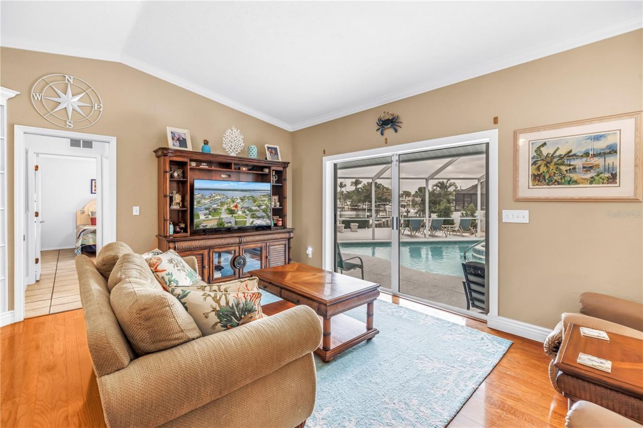4911 Palmetto Point Drive, Palmetto, FL 34221 Photo