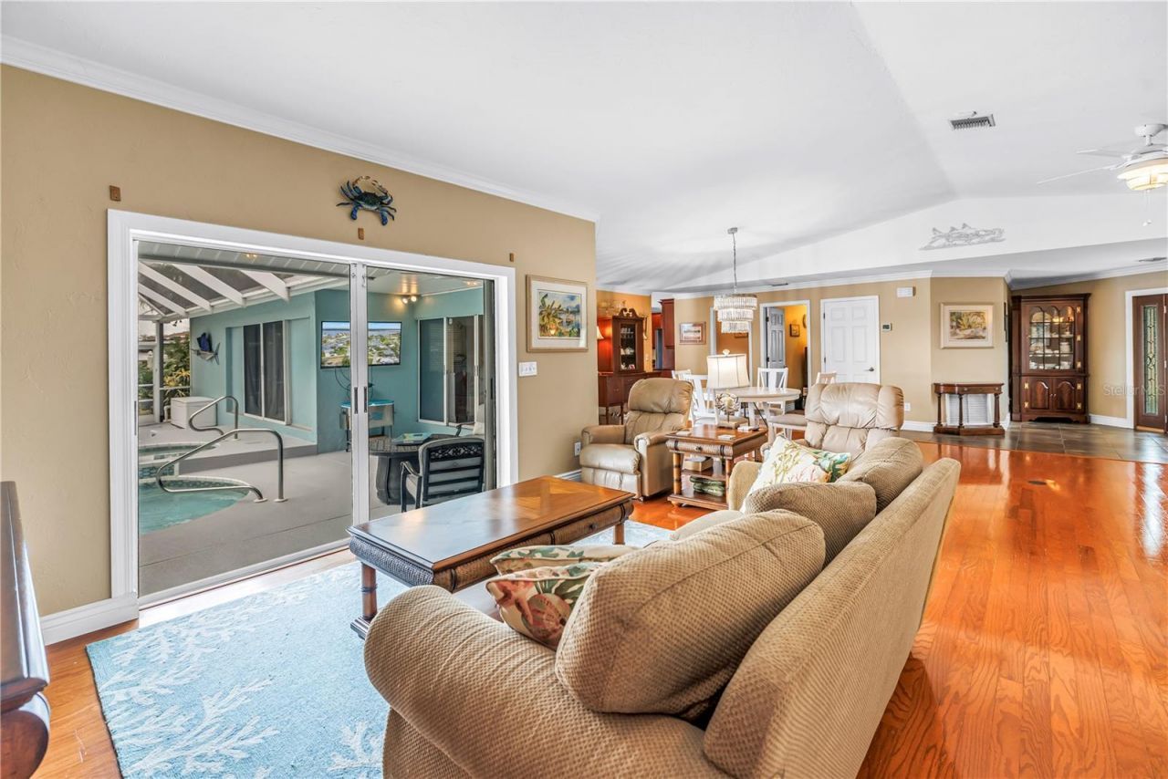 4911 Palmetto Point Drive, Palmetto, FL 34221 Photo