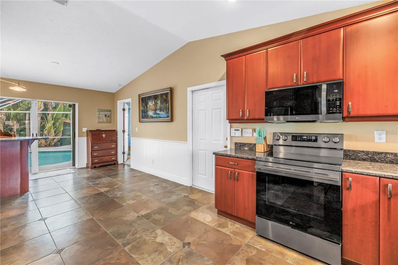 4911 Palmetto Point Drive, Palmetto, FL 34221 Photo
