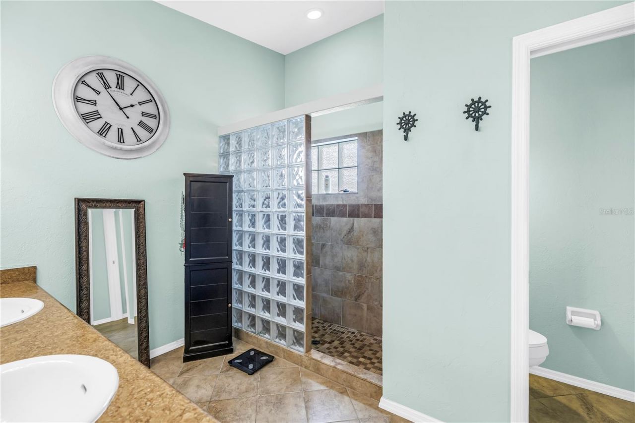 4911 Palmetto Point Drive, Palmetto, FL 34221 Photo