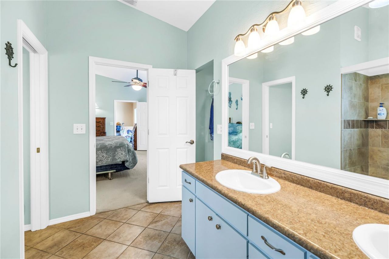 4911 Palmetto Point Drive, Palmetto, FL 34221 Photo