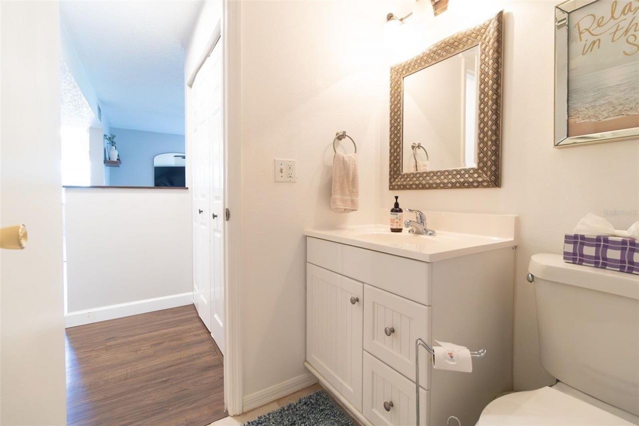 6916 Stones Throw Circle N, Unit 9102, Saint Petersburg, FL 33710 Photo