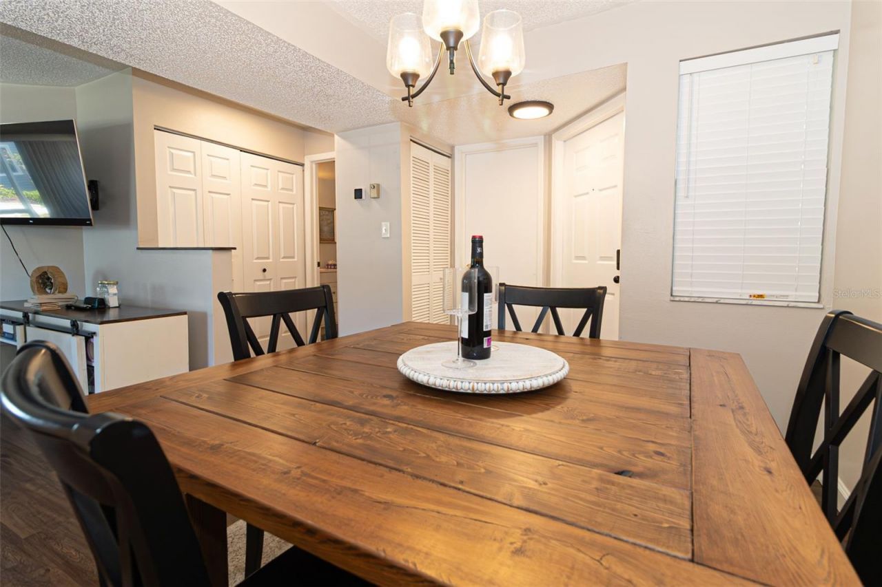 6916 Stones Throw Circle N, Unit 9102, Saint Petersburg, FL 33710 Photo