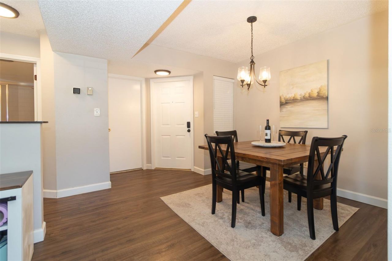 6916 Stones Throw Circle N, Unit 9102, Saint Petersburg, FL 33710 Photo