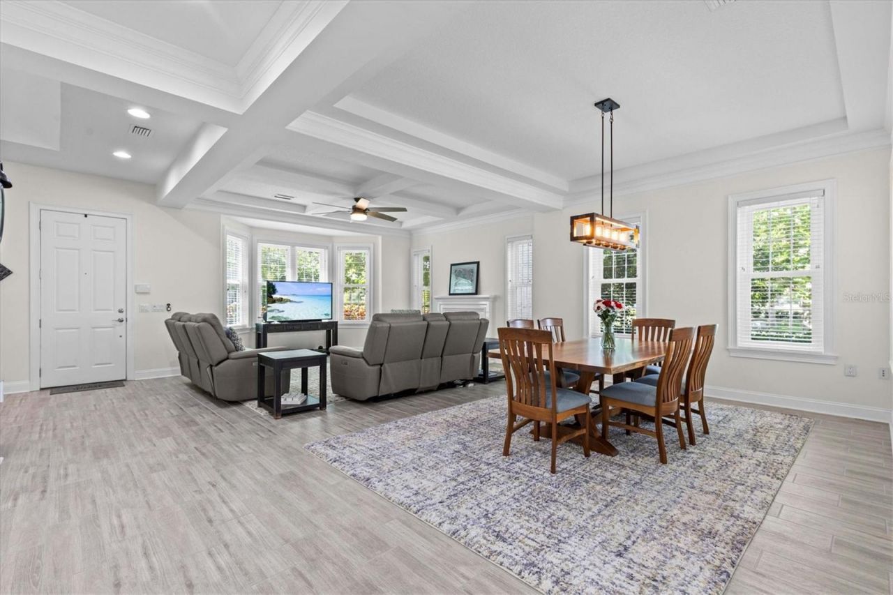 480 Gilman Place N, Saint Petersburg, FL 33716 Photo