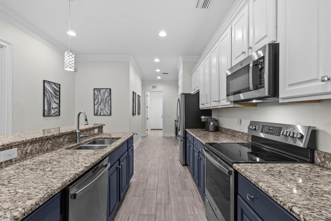 480 Gilman Place N, Saint Petersburg, FL 33716 Photo