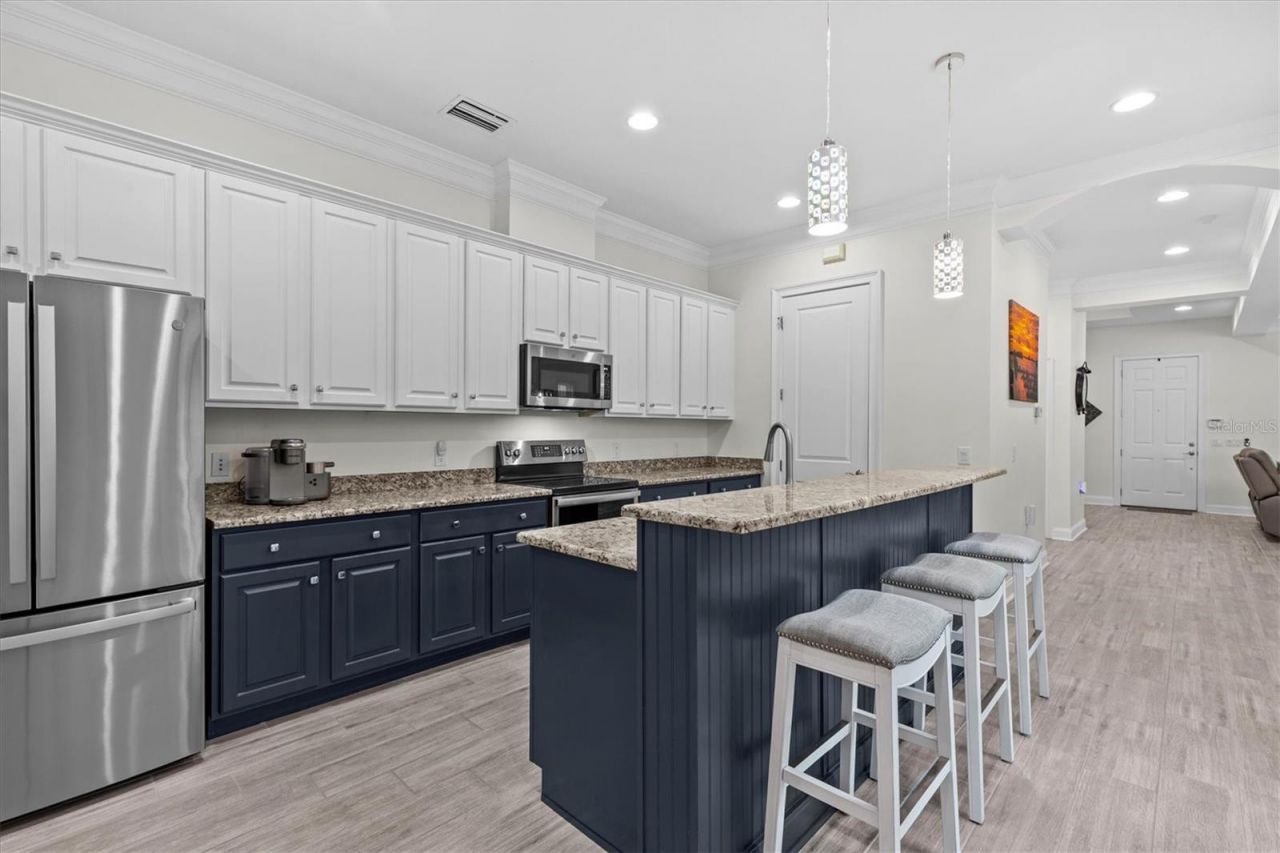 480 Gilman Place N, Saint Petersburg, FL 33716 Photo
