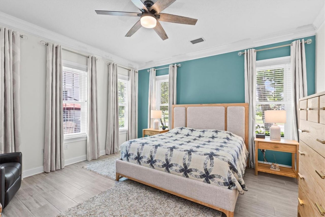 480 Gilman Place N, Saint Petersburg, FL 33716 Photo