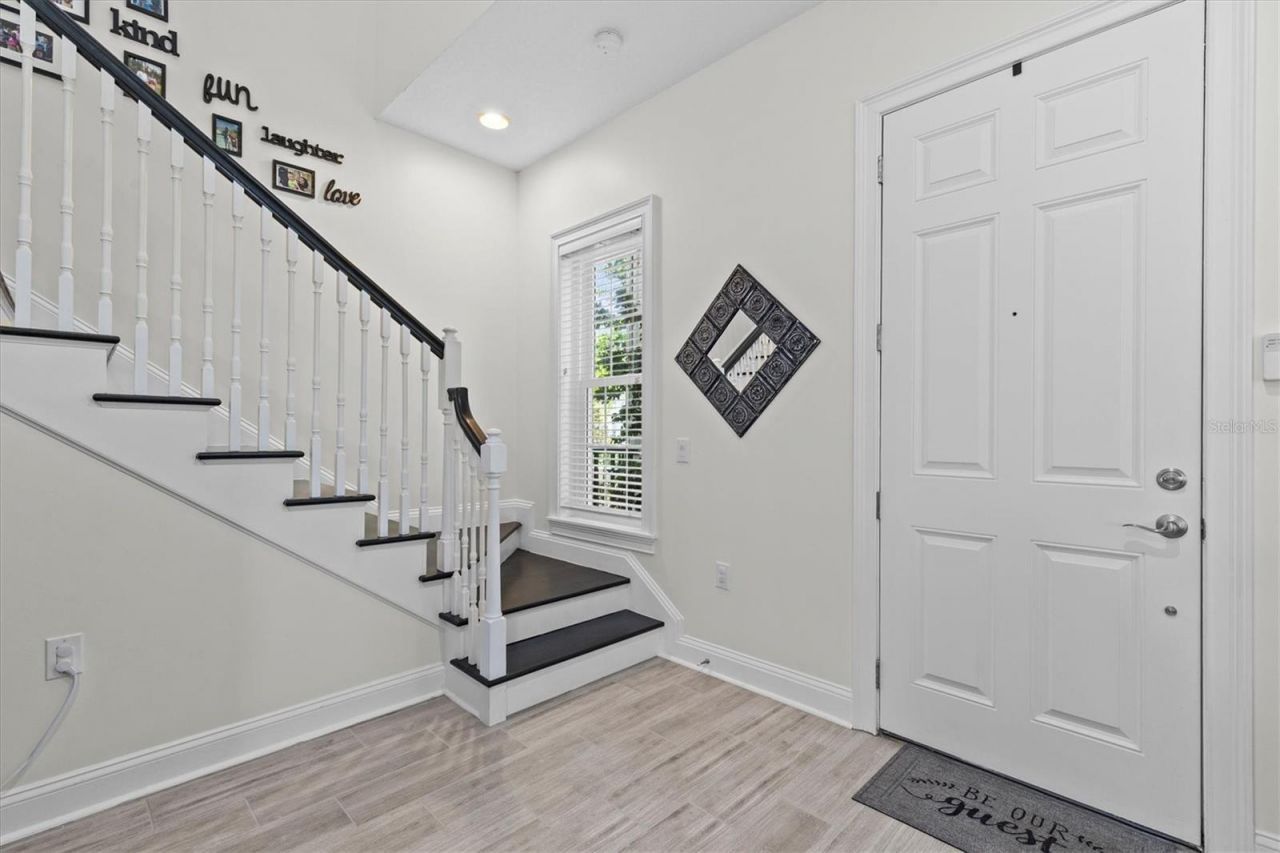 480 Gilman Place N, Saint Petersburg, FL 33716 Photo