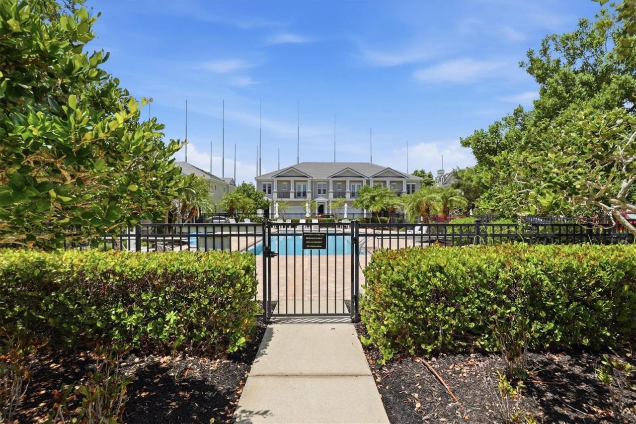 480 Gilman Place N, Saint Petersburg, FL 33716 Photo