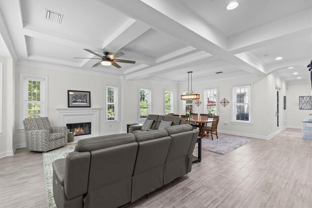 480 Gilman Place N, Saint Petersburg, FL 33716 Photo
