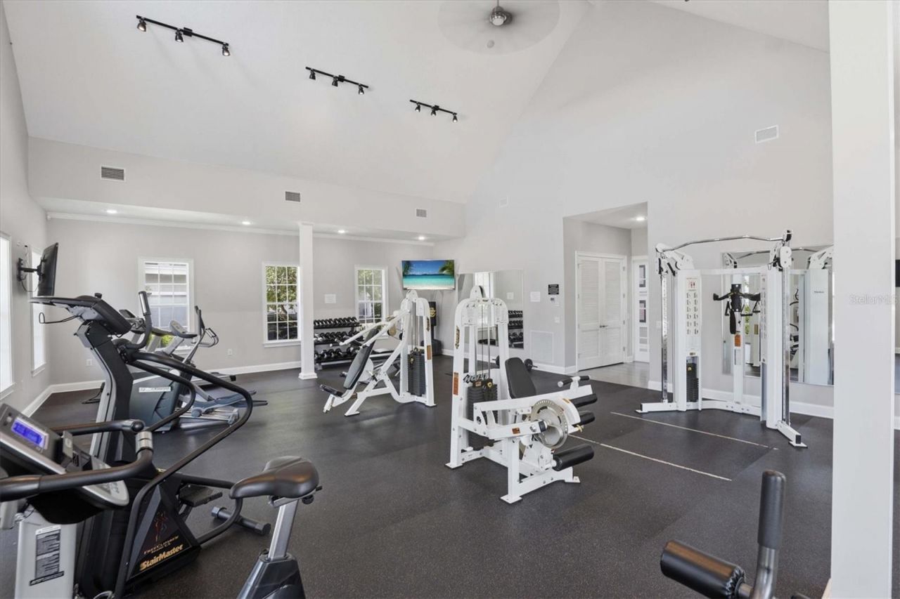 480 Gilman Place N, Saint Petersburg, FL 33716 Photo