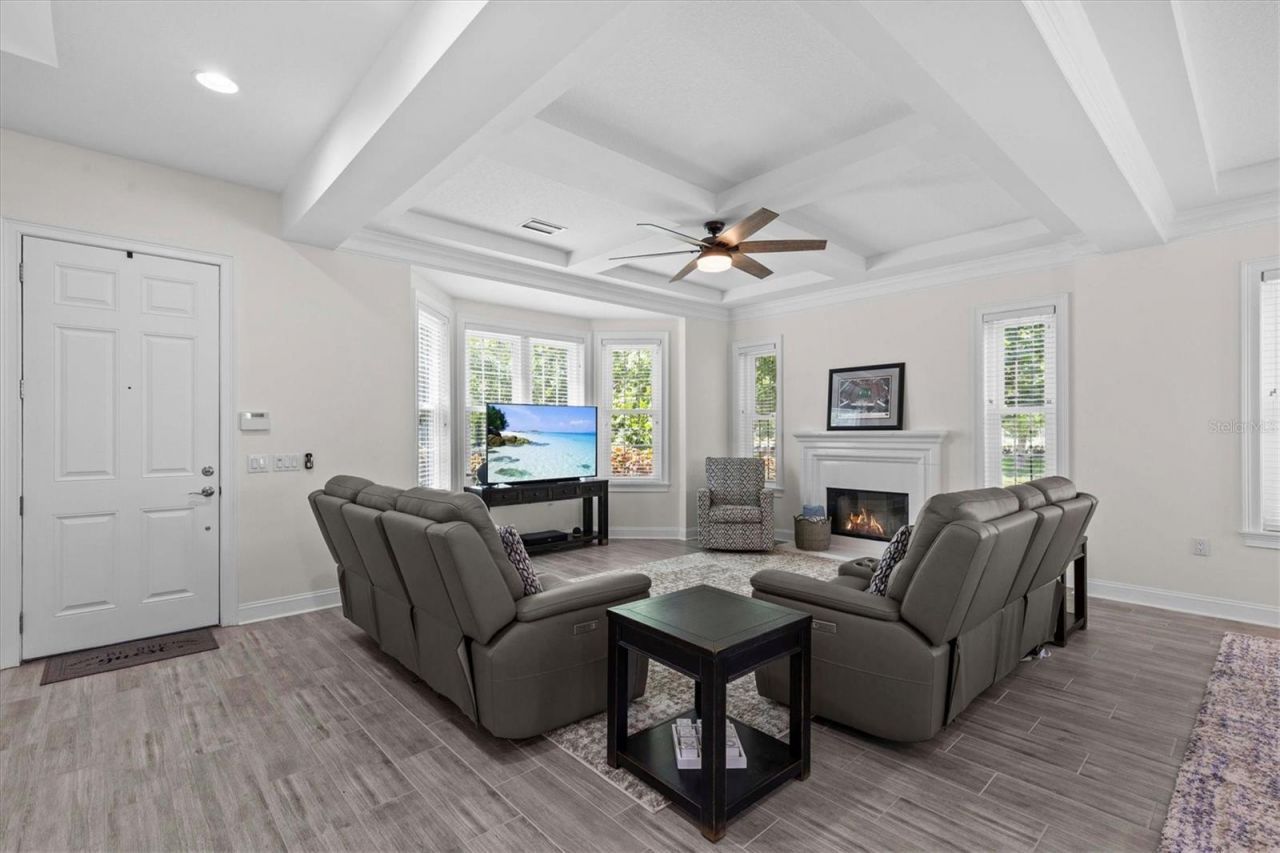 480 Gilman Place N, Saint Petersburg, FL 33716 Photo
