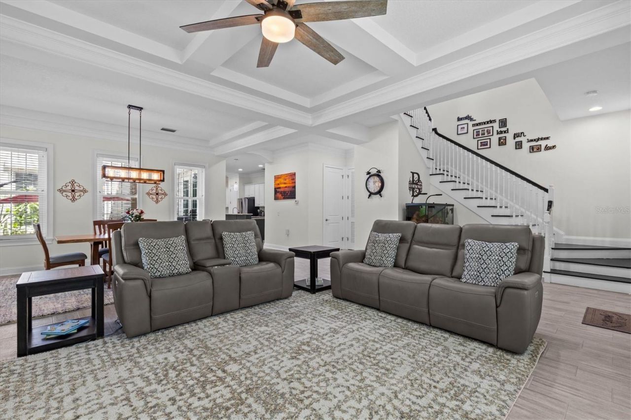 480 Gilman Place N, Saint Petersburg, FL 33716 Photo