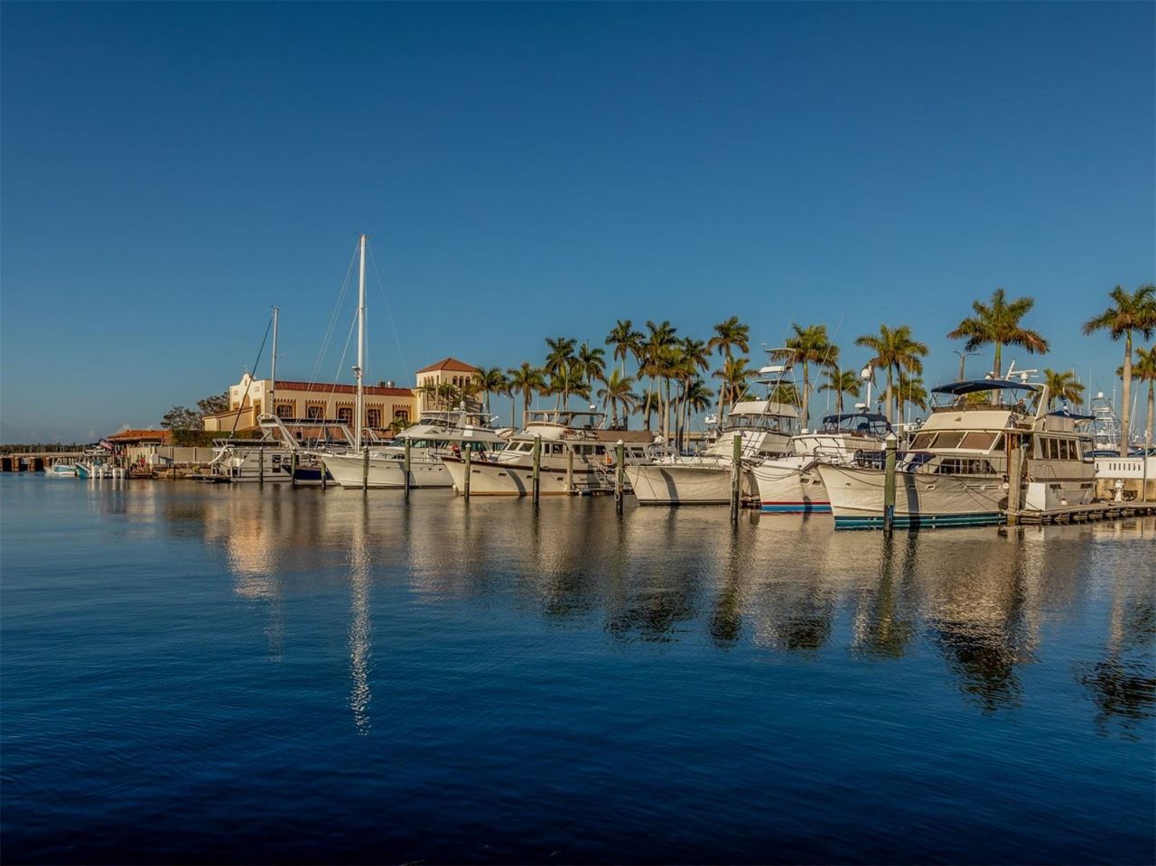 632 Park Drive, Bradenton, FL 34209 Photo