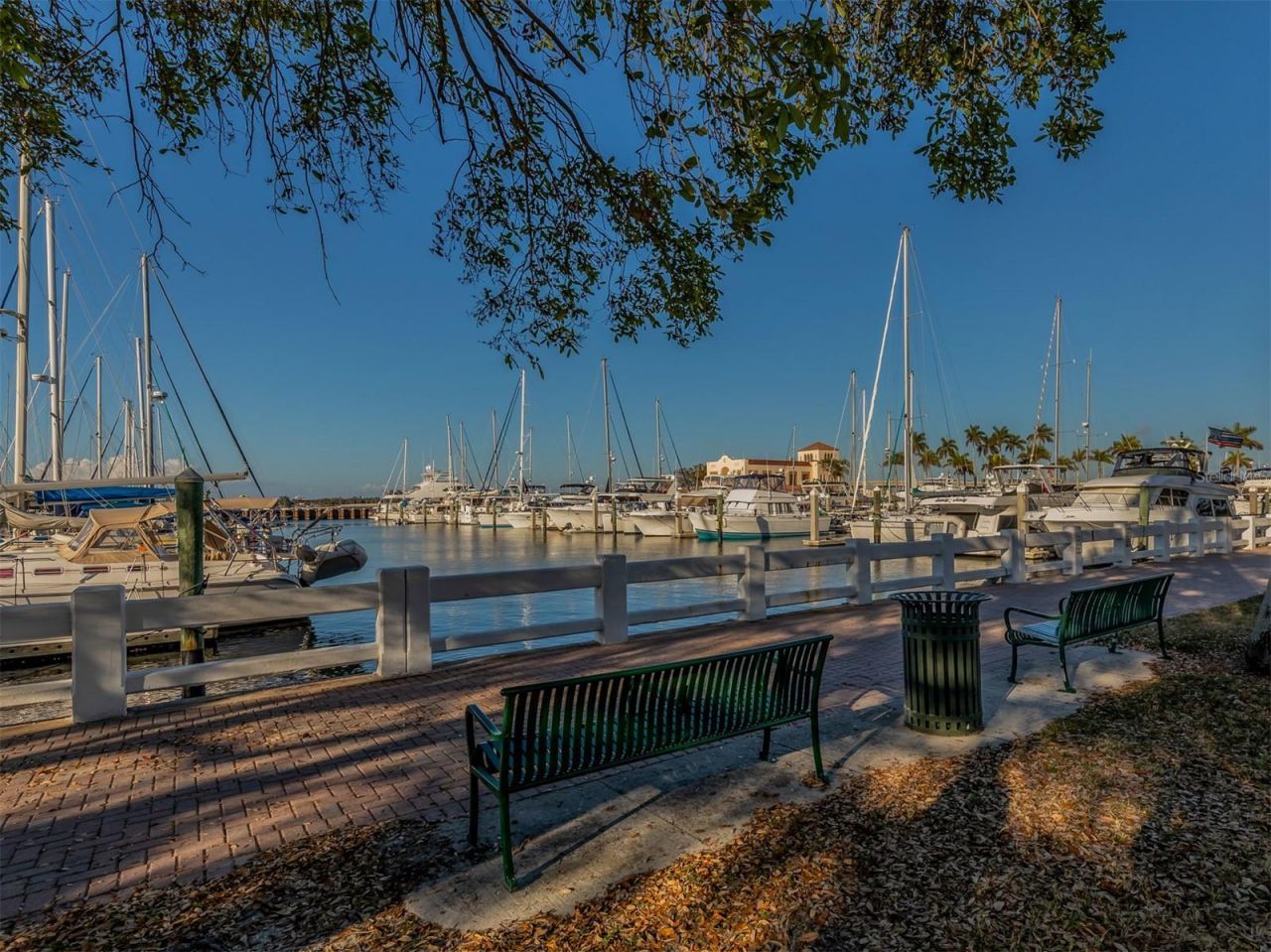 632 Park Drive, Bradenton, FL 34209 Photo